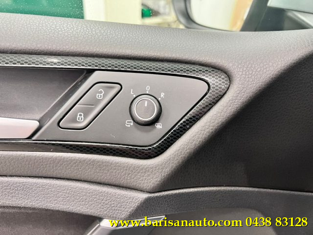 VOLKSWAGEN Golf usata, con Controllo automatico clima