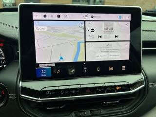 JEEP Compass usata, con Controllo automatico clima