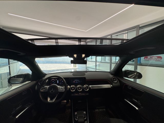 MERCEDES-BENZ GLB 200 usata, con Volante in pelle
