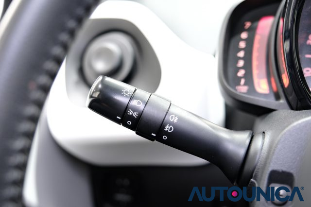 PEUGEOT 108 usata 21