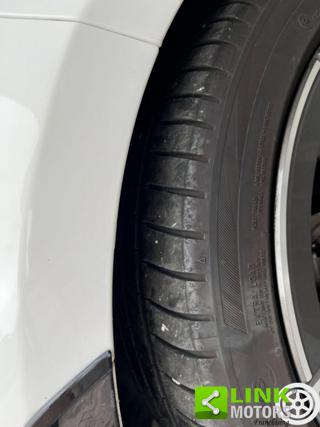 MERCEDES-BENZ A 200 usata, con Specchietti laterali elettrici