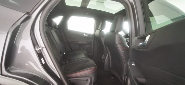 FORD Kuga usata, con Sensori di parcheggio anteriori