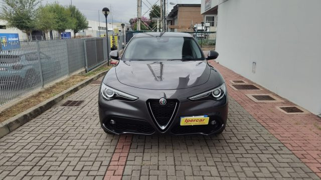 ALFA ROMEO Stelvio usata, con Cerchi in lega