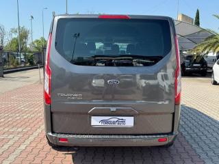 FORD Tourneo Custom usata, con Autoradio