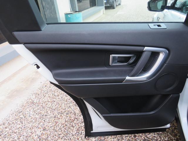 LAND ROVER Discovery Sport usata, con Sedile posteriore sdoppiato