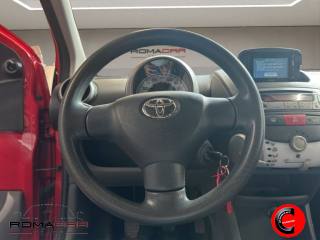 TOYOTA Aygo usata 12