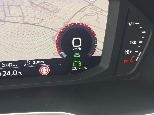 AUDI Q3 usata, con Sensori di parcheggio posteriori