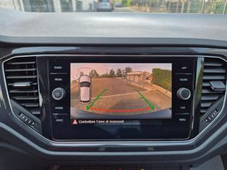 VOLKSWAGEN T-Roc usata, con USB