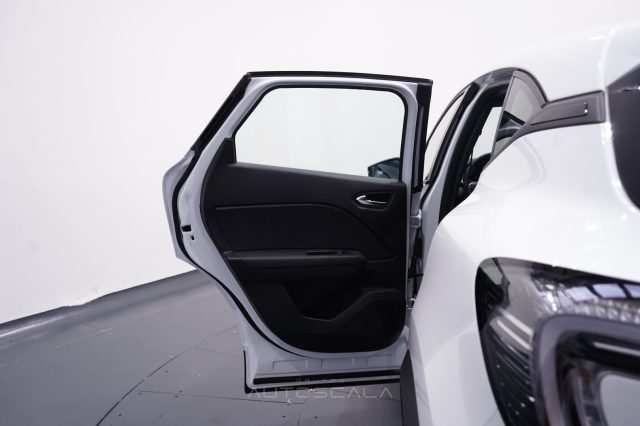 RENAULT Captur usata, con Frenata d