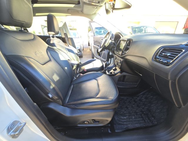 JEEP Compass usata, con Autoradio digitale