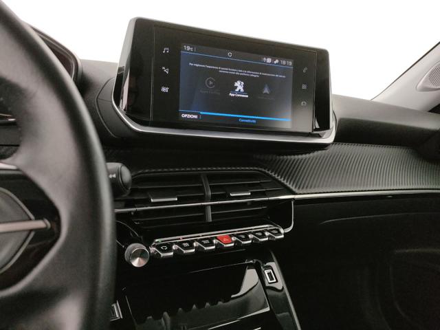 PEUGEOT 2008 usata, con Cruise Control