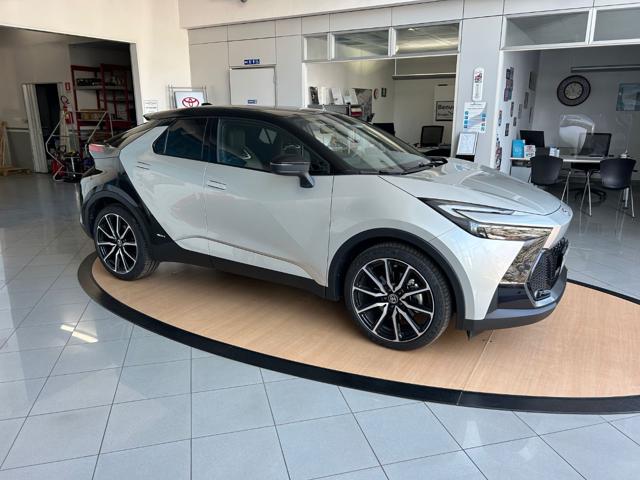 TOYOTA C-HR usata, con Airbag laterali