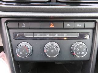 VOLKSWAGEN T-Roc usata, con Controllo automatico clima