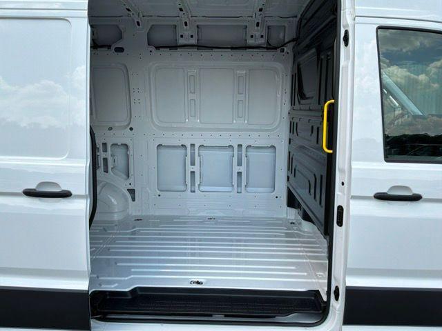 VOLKSWAGEN Crafter usata, con Park Distance Control