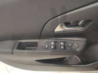 OPEL Corsa usata, con Controllo elettronico della corsia