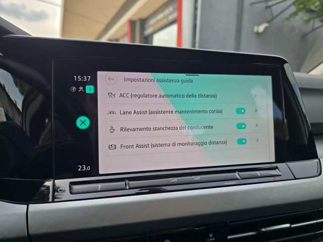 VOLKSWAGEN Golf usata, con Airbag posteriore