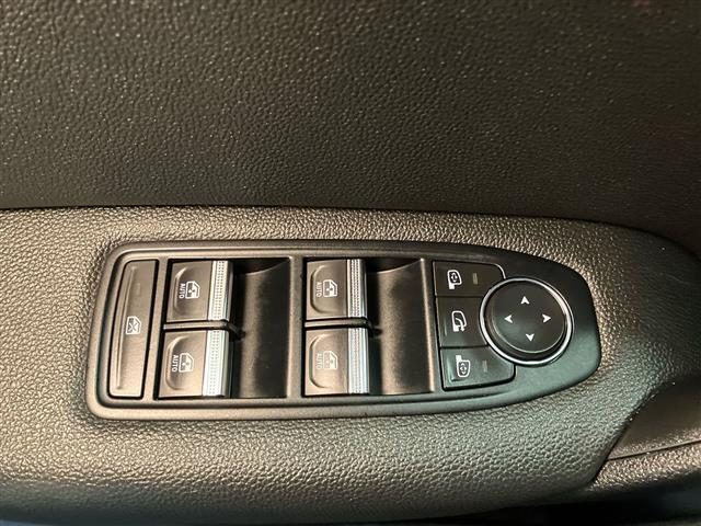 RENAULT Captur usata, con Isofix