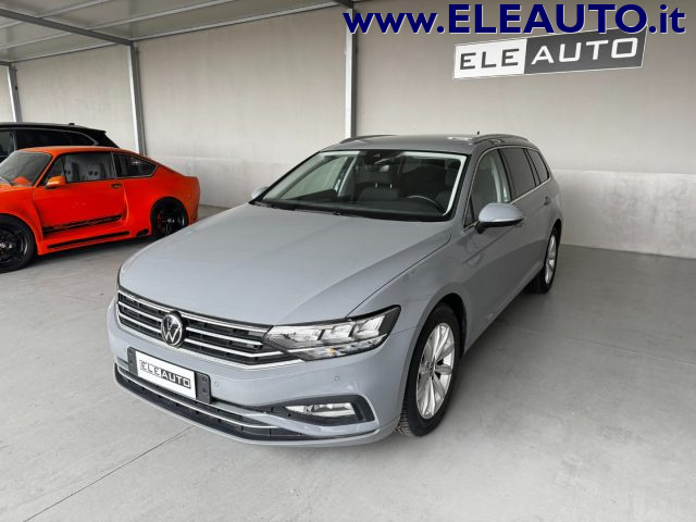 VOLKSWAGEN Passat Variant usata, con Airbag laterali