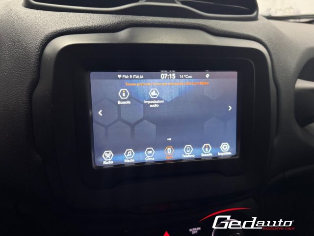 JEEP Renegade usata, con USB