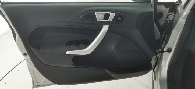 FORD Fiesta usata 39