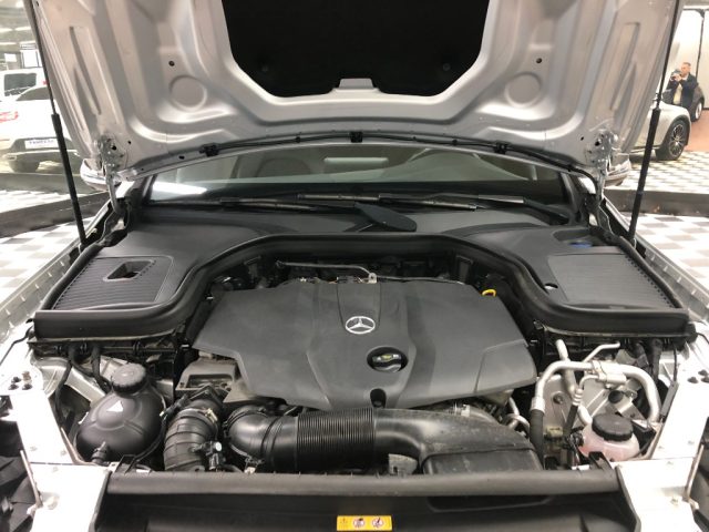 MERCEDES-BENZ GLC 250 usata, con Airbag testa