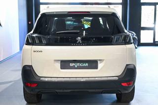 PEUGEOT 5008 usata, con Autoradio