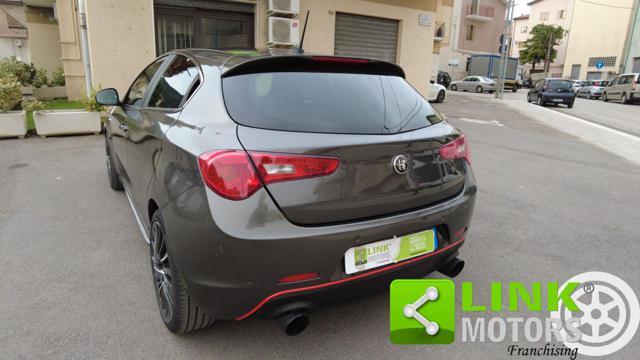 ALFA ROMEO Giulietta usata, con Autoradio