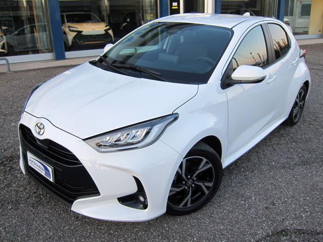 TOYOTA Yaris usata, con Sistema di navigazione
