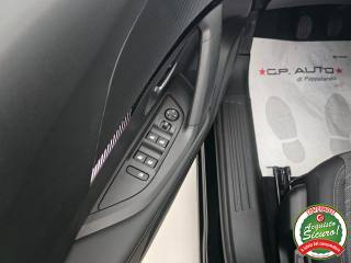 PEUGEOT 2008 usata, con Volante in pelle