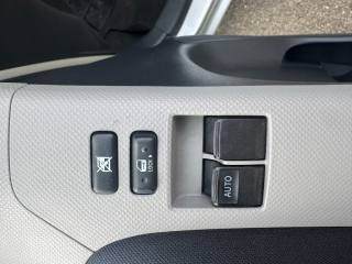 TOYOTA Yaris usata 5