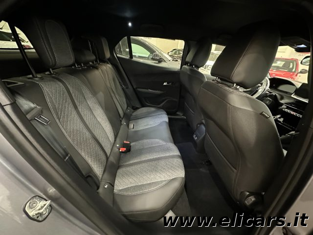 PEUGEOT 2008 usata, con USB