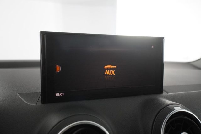 AUDI Q2 usata 17