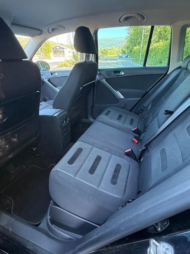 VOLKSWAGEN Tiguan usata, con Specchietti laterali elettrici