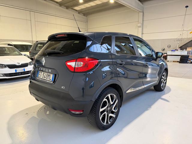 RENAULT Captur usata, con Alzacristalli elettrici