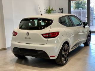 RENAULT Clio usata, con Alzacristalli elettrici