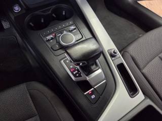 AUDI A4 usata, con Controllo trazione