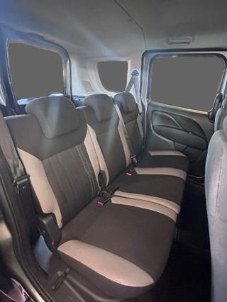 FIAT Doblo usata, con Airbag Passeggero