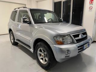 MITSUBISHI Pajero usata, con Airbag Passeggero