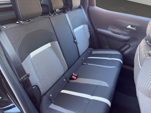 OPEL Frontera usata, con Bluetooth