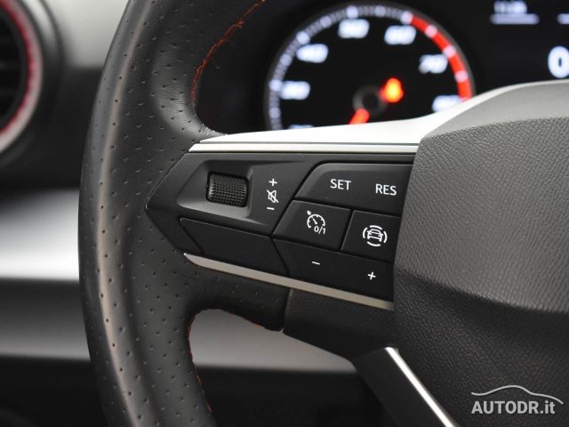 SEAT Arona usata, con Bracciolo