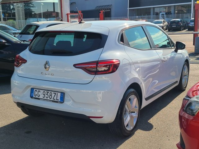 RENAULT Clio usata, con Touch screen
