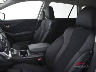 SUBARU OUTBACK usata 8