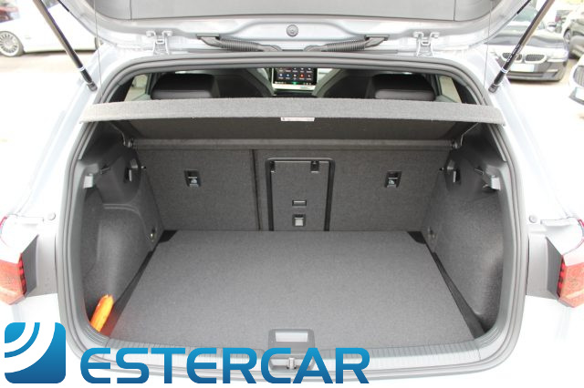 VOLKSWAGEN Golf usata, con Sedili sportivi