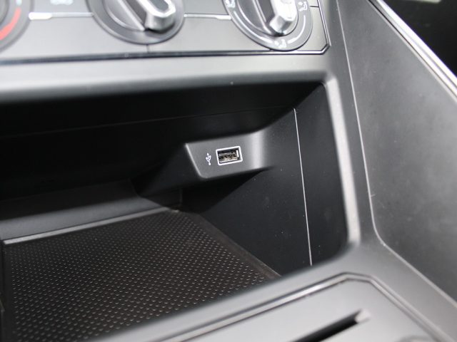 VOLKSWAGEN Polo usata, con Limitatore di velocità
