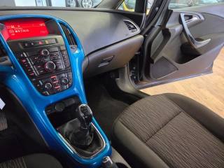 OPEL Astra usata, con Cruise Control