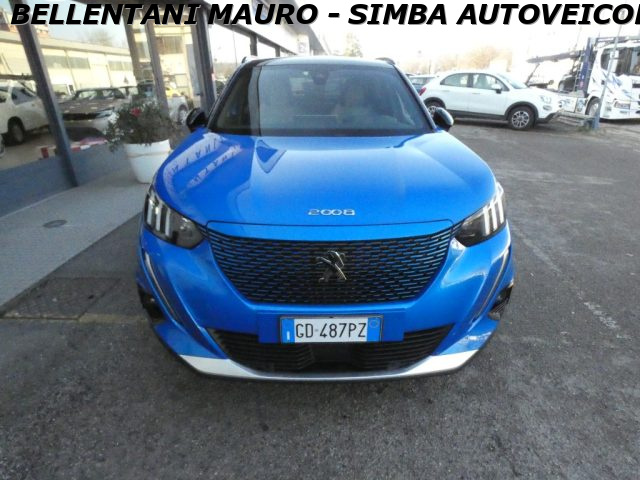 PEUGEOT 2008 usata, con Airbag