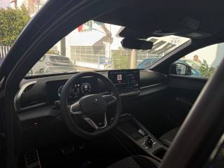 VOLKSWAGEN T-Roc usata, con ESP