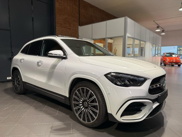 MERCEDES-BENZ GLA 200 usata, con Airbag Passeggero