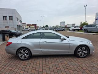 MERCEDES-BENZ E 250 usata, con Alzacristalli elettrici