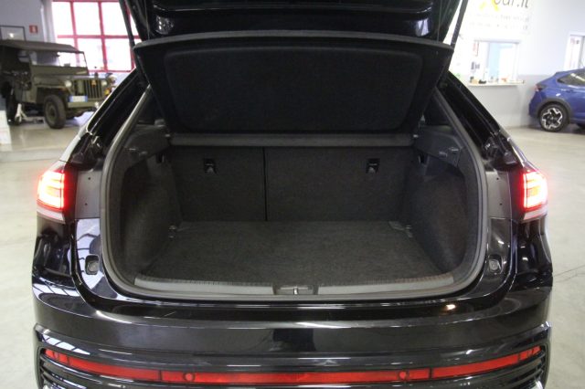 VOLKSWAGEN Taigo usata, con Luci diurne LED